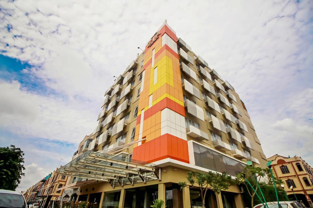 Zia Boutique Hotel Batam Exterior photo