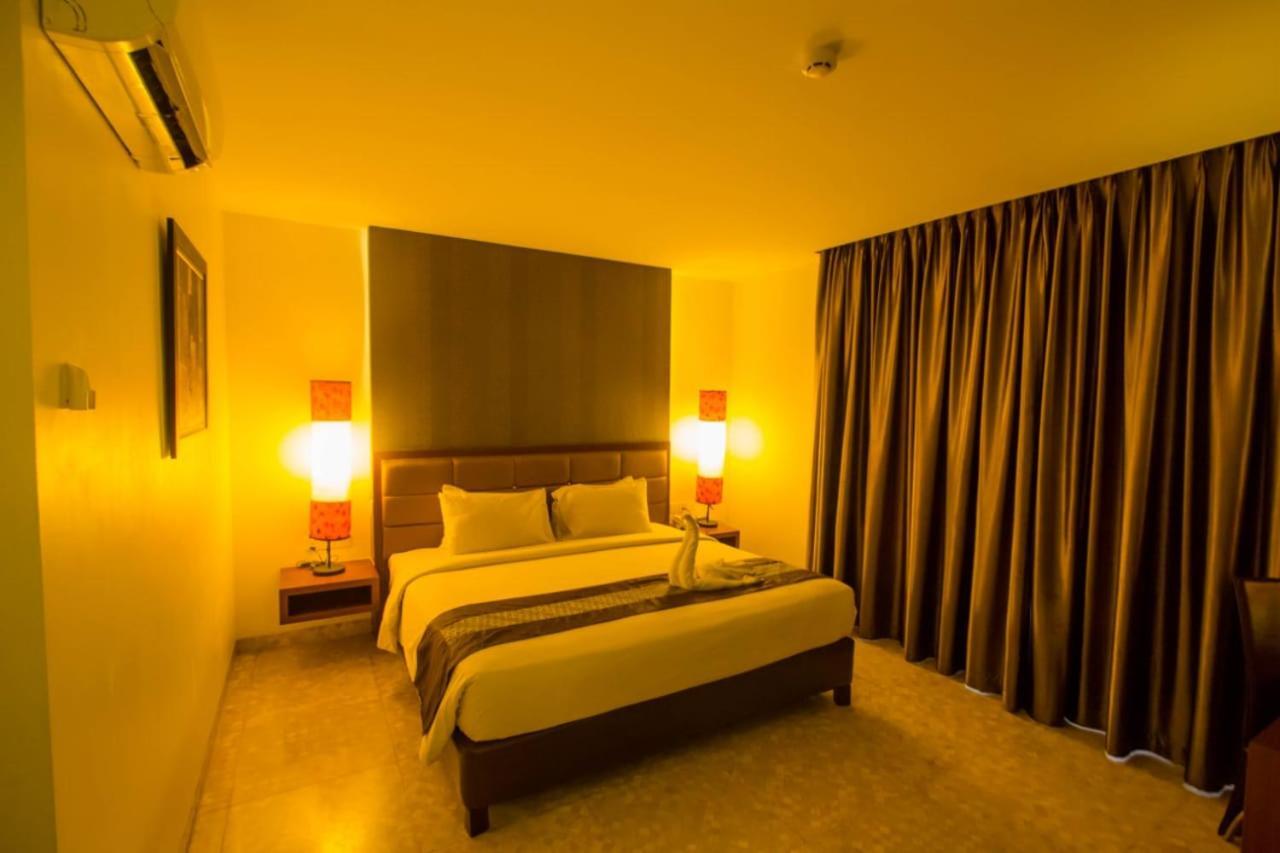 Zia Boutique Hotel Batam Exterior photo